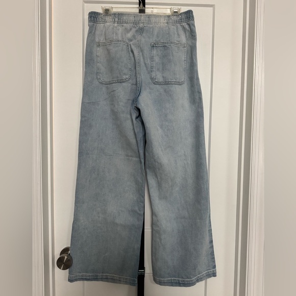 GAP Denim NWT Women's Light Blue high rise Wide Leg Pull on draw string SZ M - Picture 3 of 7